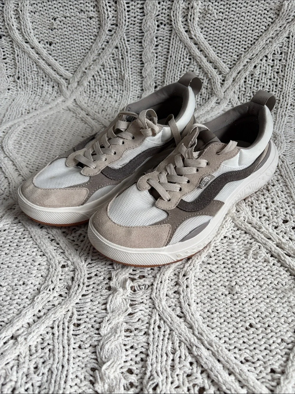 Vans Ultrarange Sneakers (Women’s)
